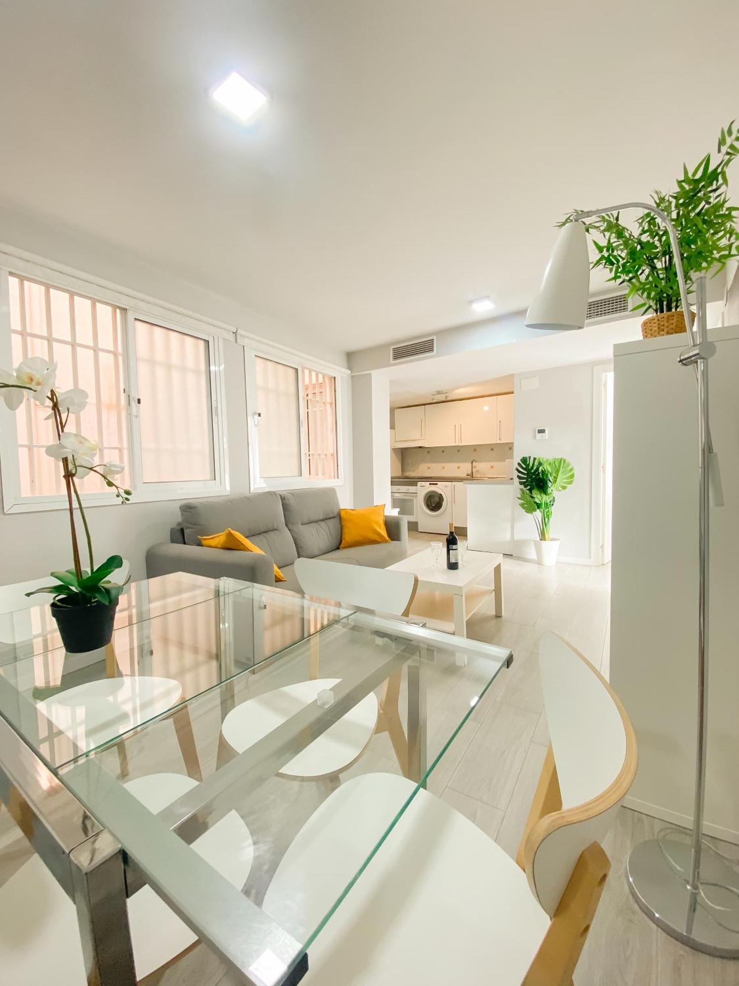 3 Rooms Y 3 Baths Y Aparcamiento Catedral Málaga Exterior foto