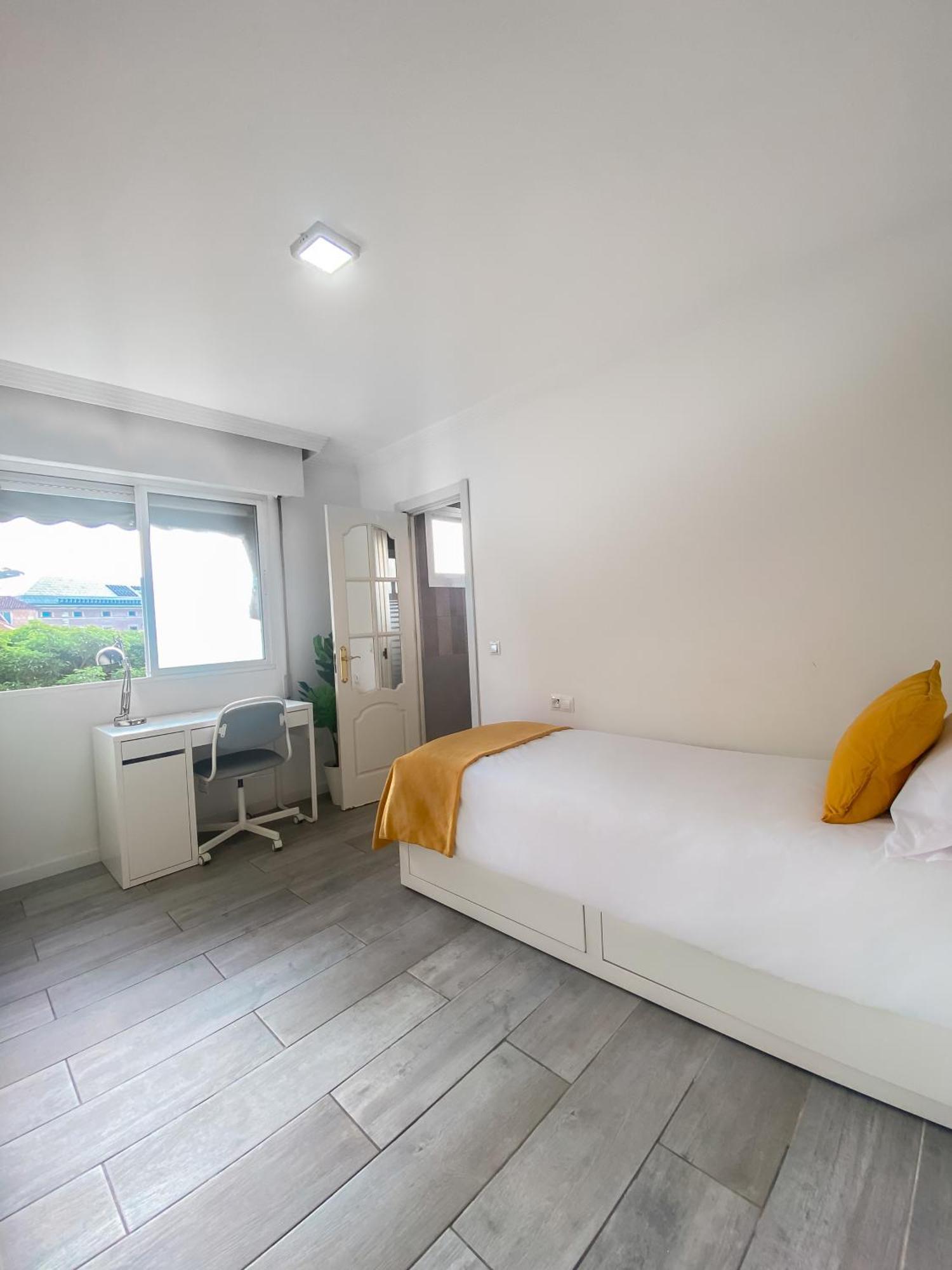 3 Rooms Y 3 Baths Y Aparcamiento Catedral Málaga Exterior foto